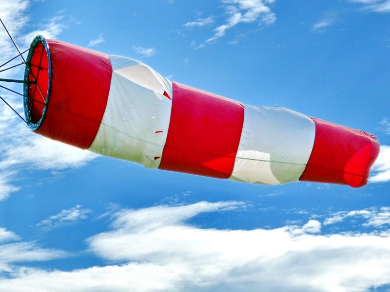 To Tow or Not to Tow? – Is it Safe to Tow in High&nbsp;Winds?