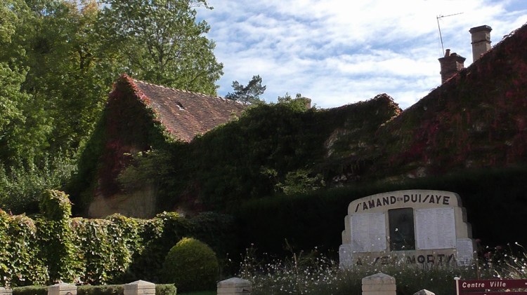 St_Amande_en_Puisay (2)