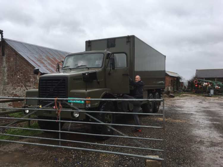 Sourcing_overland_truck (5)