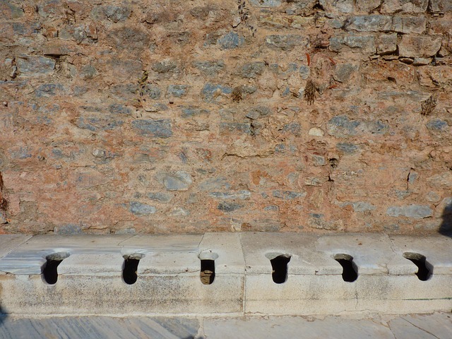ephesus_roman_toilet