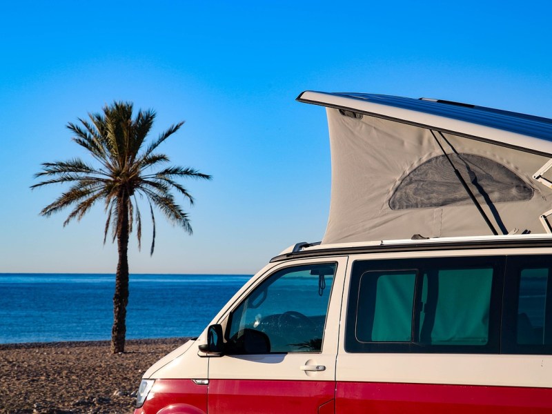 30 Tips To Keep Cool In Your Camper or&nbsp;Caravan!