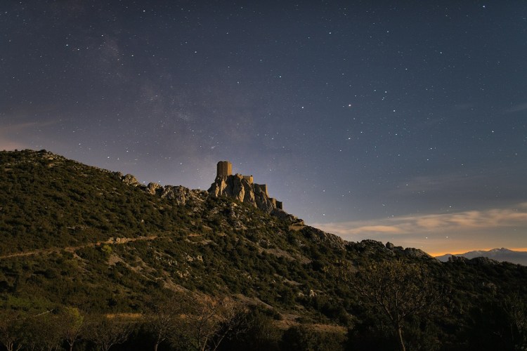Château de Quéribus under a starry sky